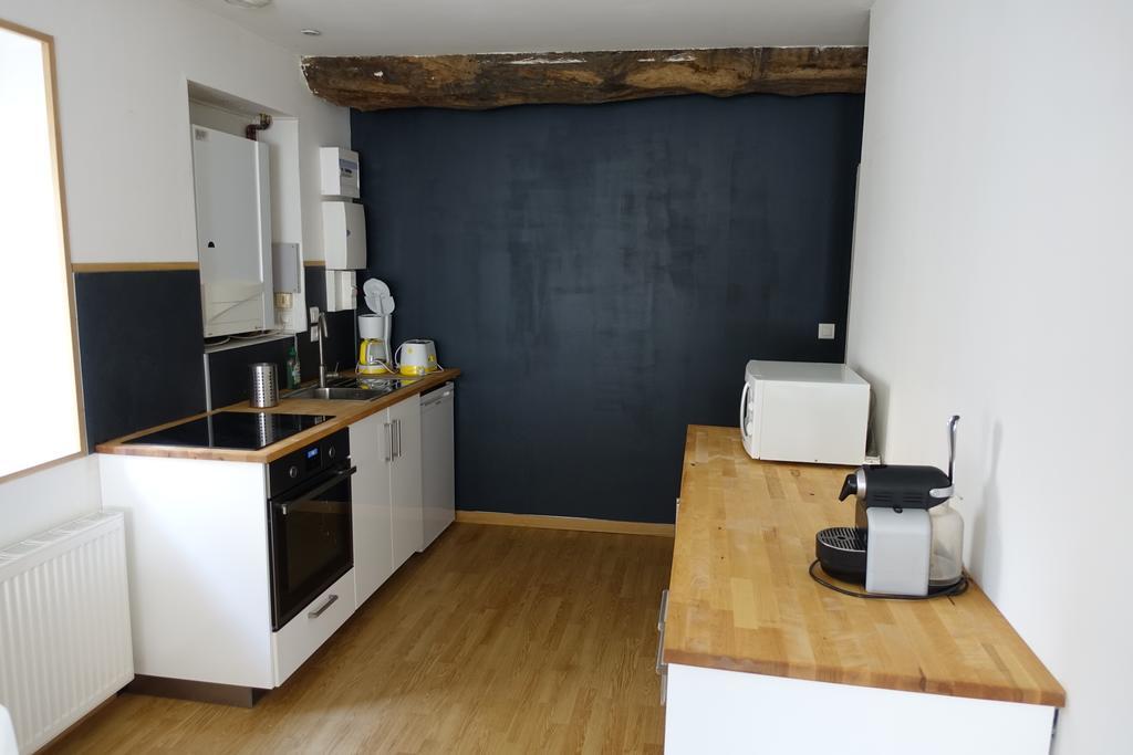 Le 4 Apartment Saint-Junien Ngoại thất bức ảnh